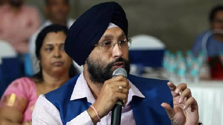 Former India Hockey Coach Jagbir Singh Suffers Heart Attack, Hospitalized in ICU