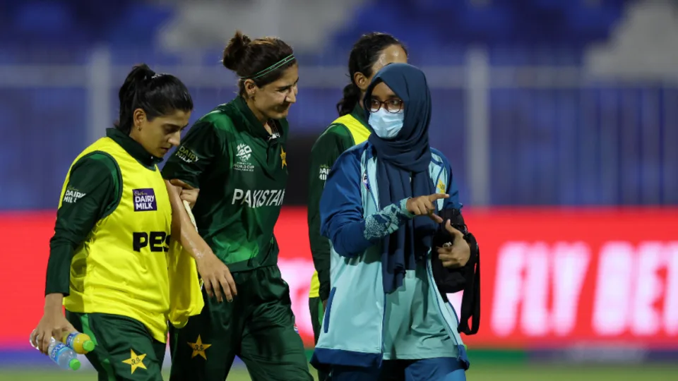 Fatima Sana Returns for Pakistan’s Must-Win Clash; Diana Baig Replaced by Najiha Alvi
